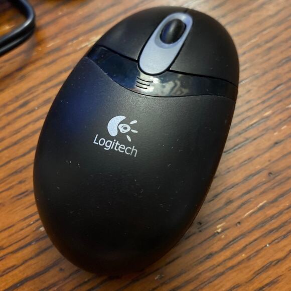 LOGITECH Cordless Optical Mouse M-RAF95 Keyboard Receiver C-B017 UNTESTED - Picture 2 of 10